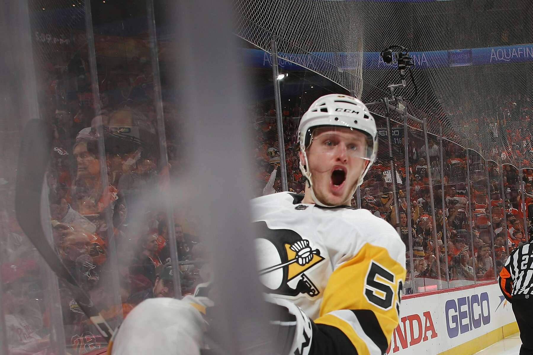 Nhl Game Jake Guentzel Wallpaper