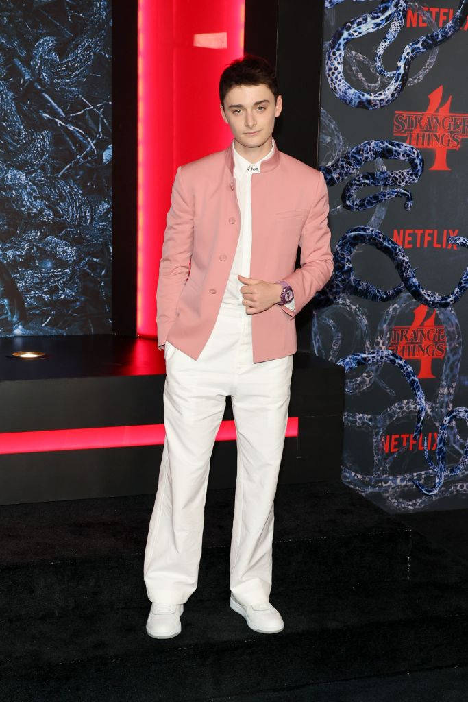 Noah Schnapp At Stranger Things 4 Premiere Wallpaper