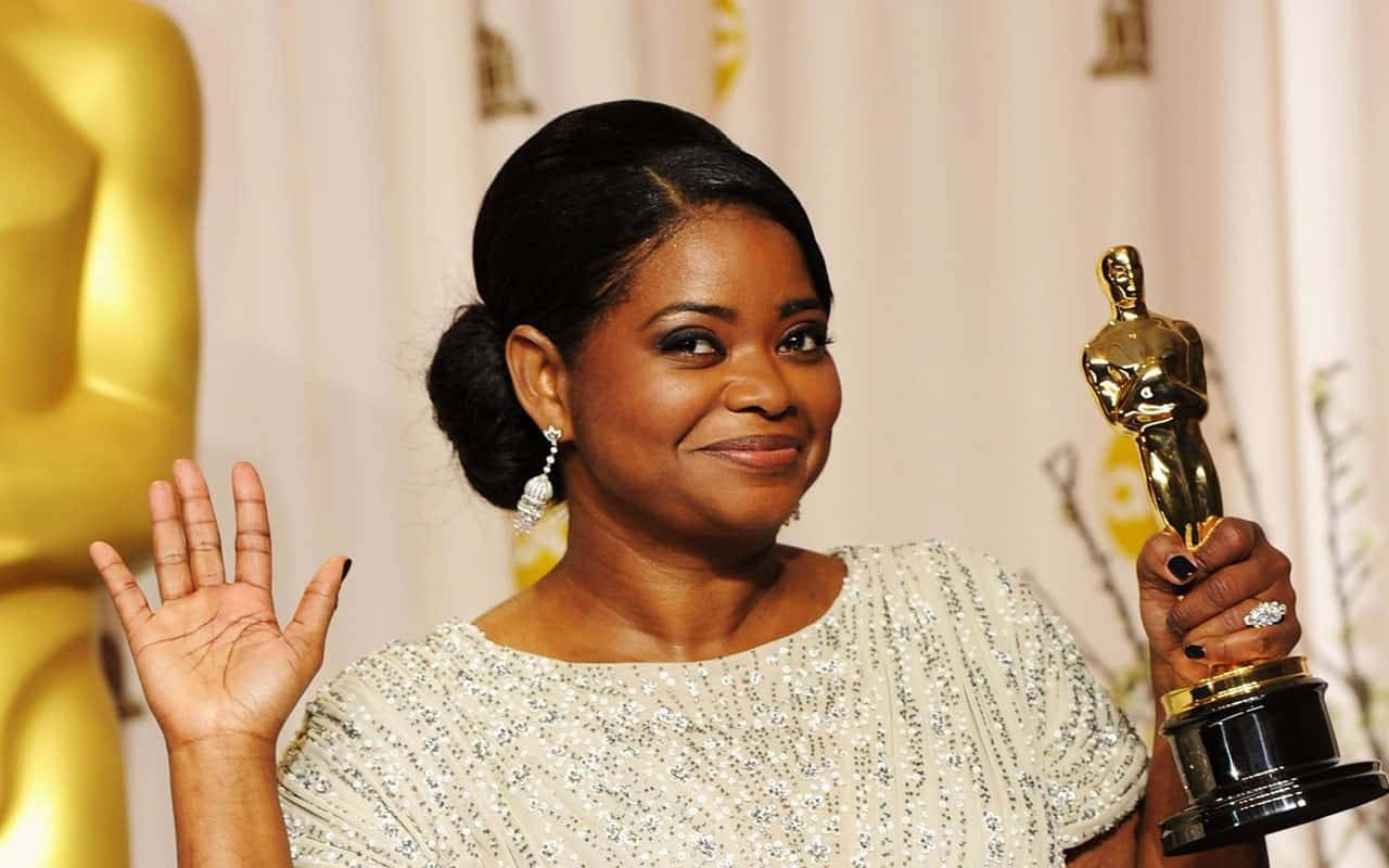 Octavia Spencer Oscars Best Actress Awardee Wallpaper