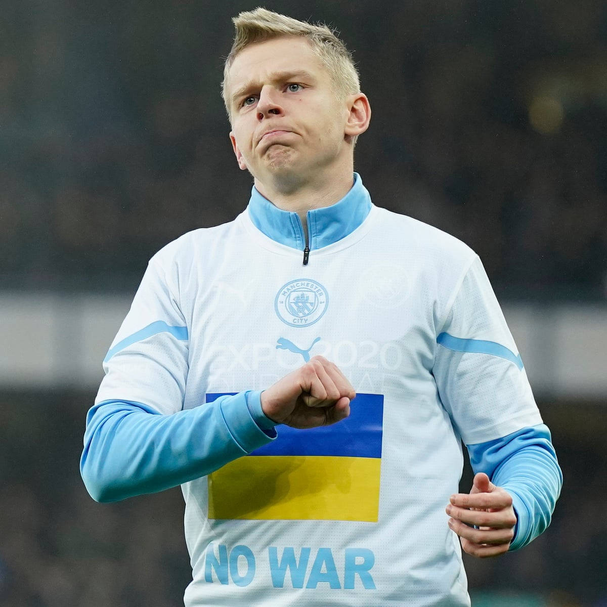 Oleksandr Zinchenko White Blue Hoodie Wallpaper