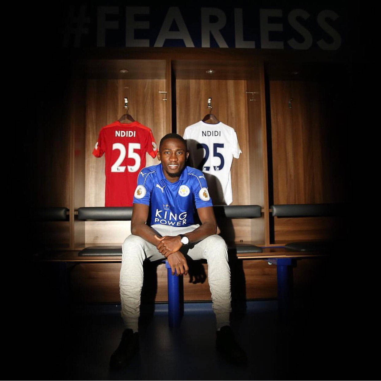 Onyinye Ndidi In The Spotlight Wallpaper