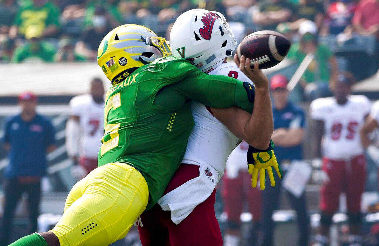 Oregon Star Defensive End Kayvon Thibodeaux Wallpaper