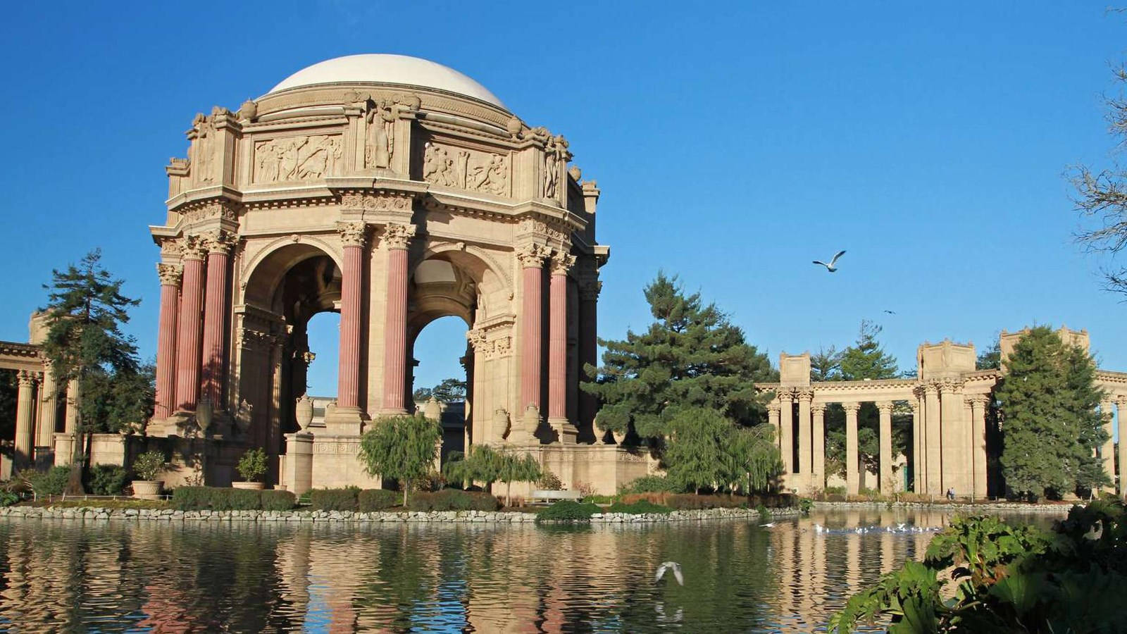 Palace Of Fine Arts Blue Sky Wallpaper