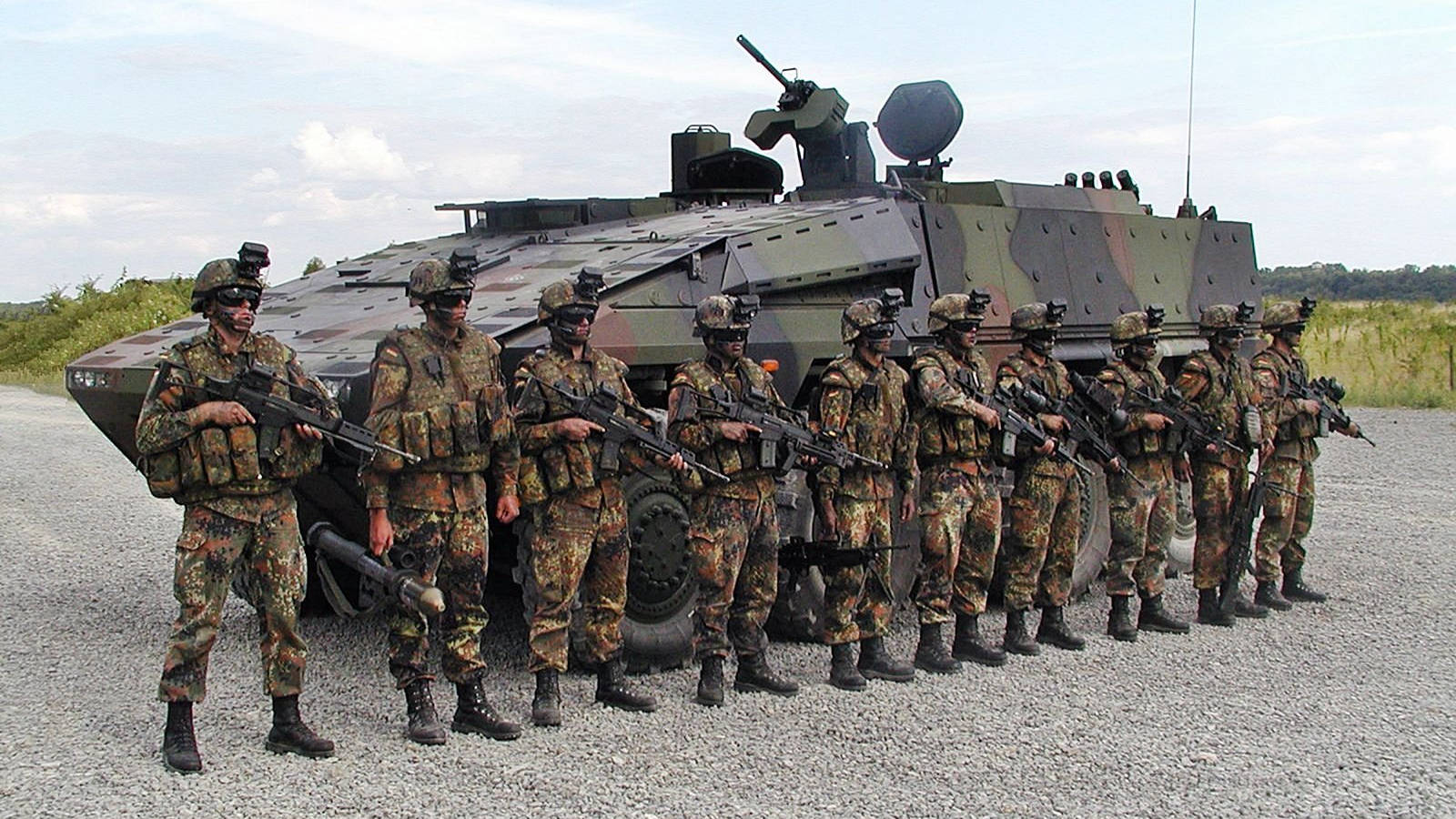 Para Commandos Squad With Ifv Wallpaper