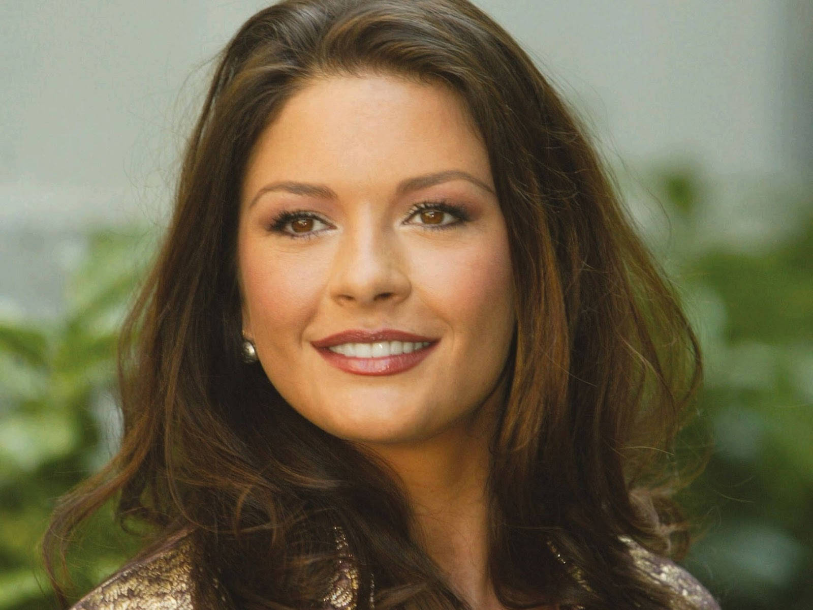 Philanthropist Catherine Zeta-jones Wallpaper