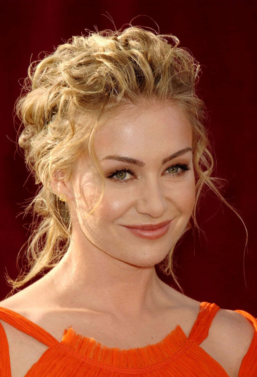 Portia De Rossi Orange Dress Portrait Wallpaper