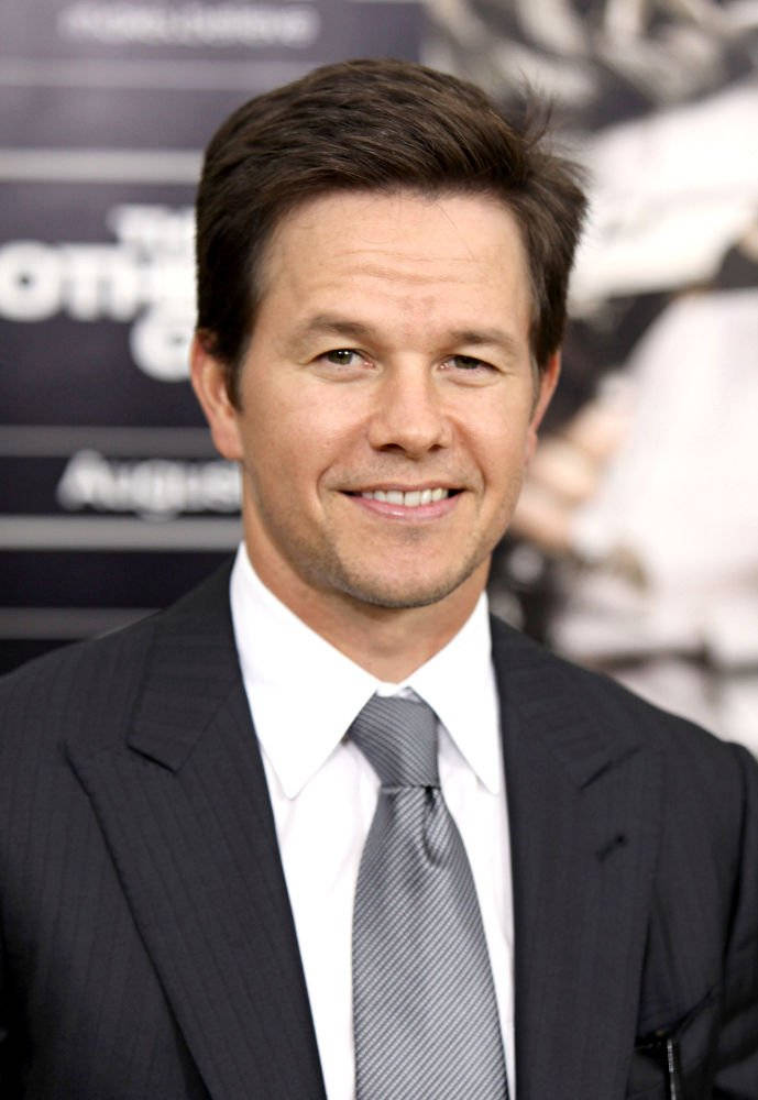 Portrait Photo Of Mark Wahlberg Wallpaper