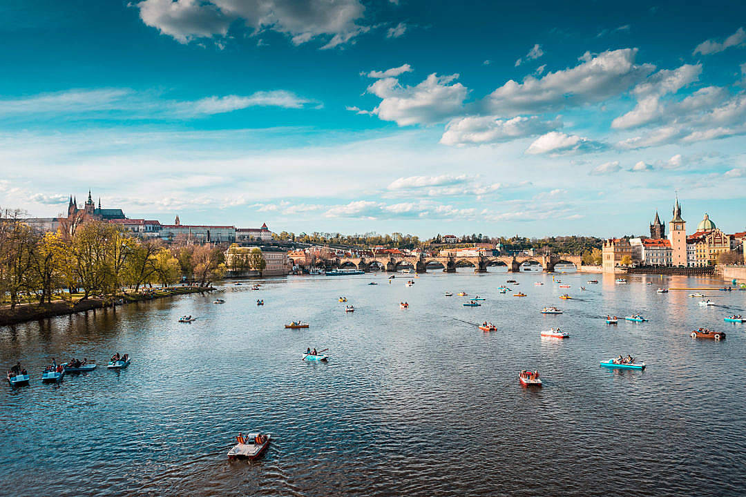 Prague City Normal Life Desktop Wallpaper