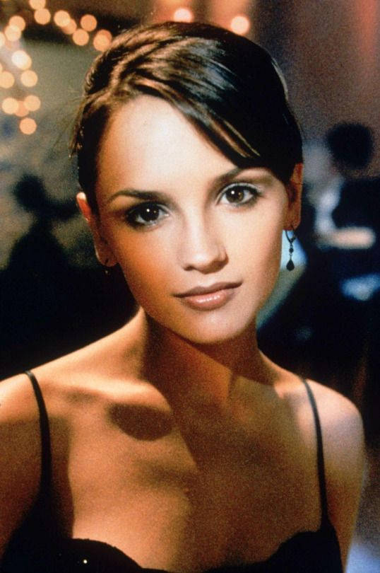 Rachael Leigh Cook Chic Black Dress Wallpaper