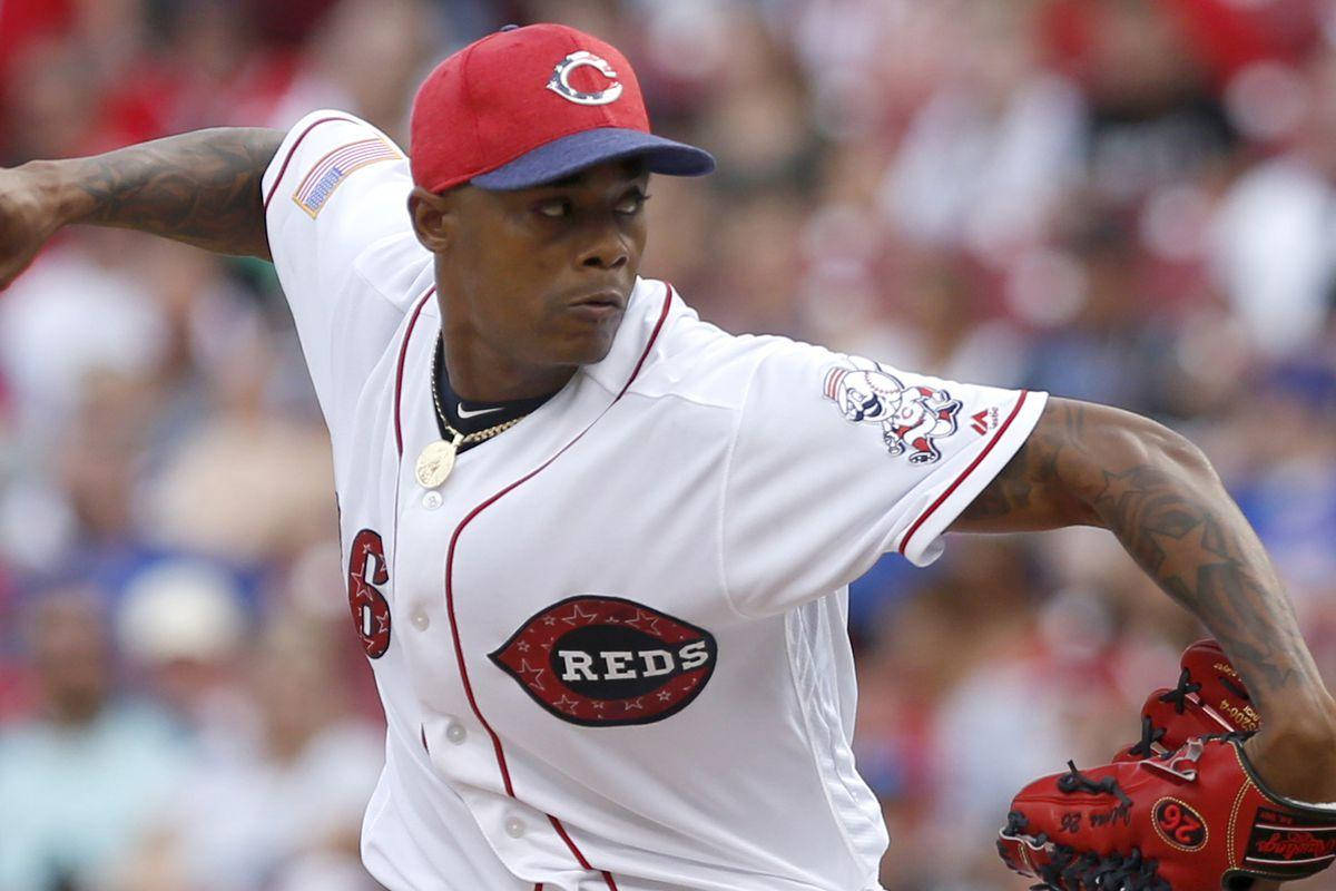 Raisel Iglesias Cincinnati Reds Wallpaper