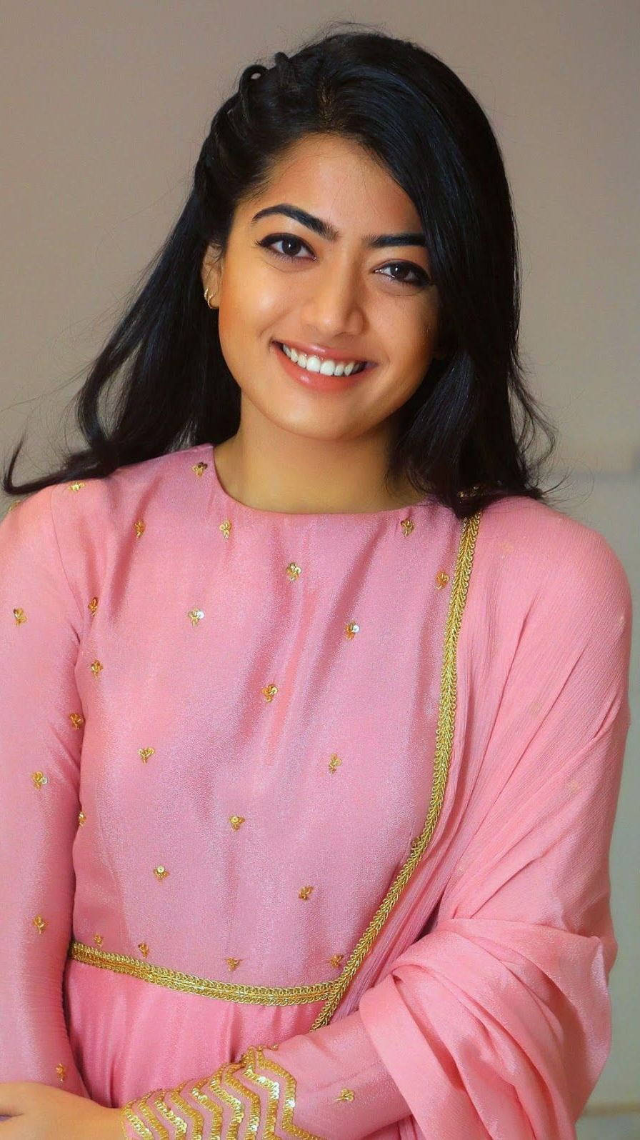 Rashmika Mandanna Hd Smile Wallpaper