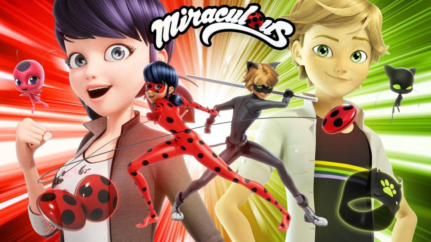 Red And Green Ladybug And Cat Noir Wallpaper