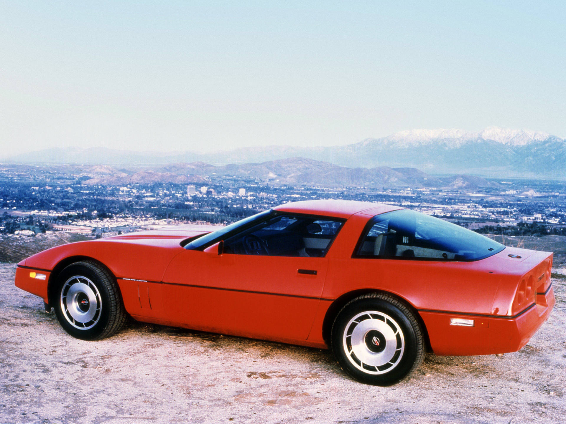 Red C4 Corvette Vintage Vibes Wallpaper