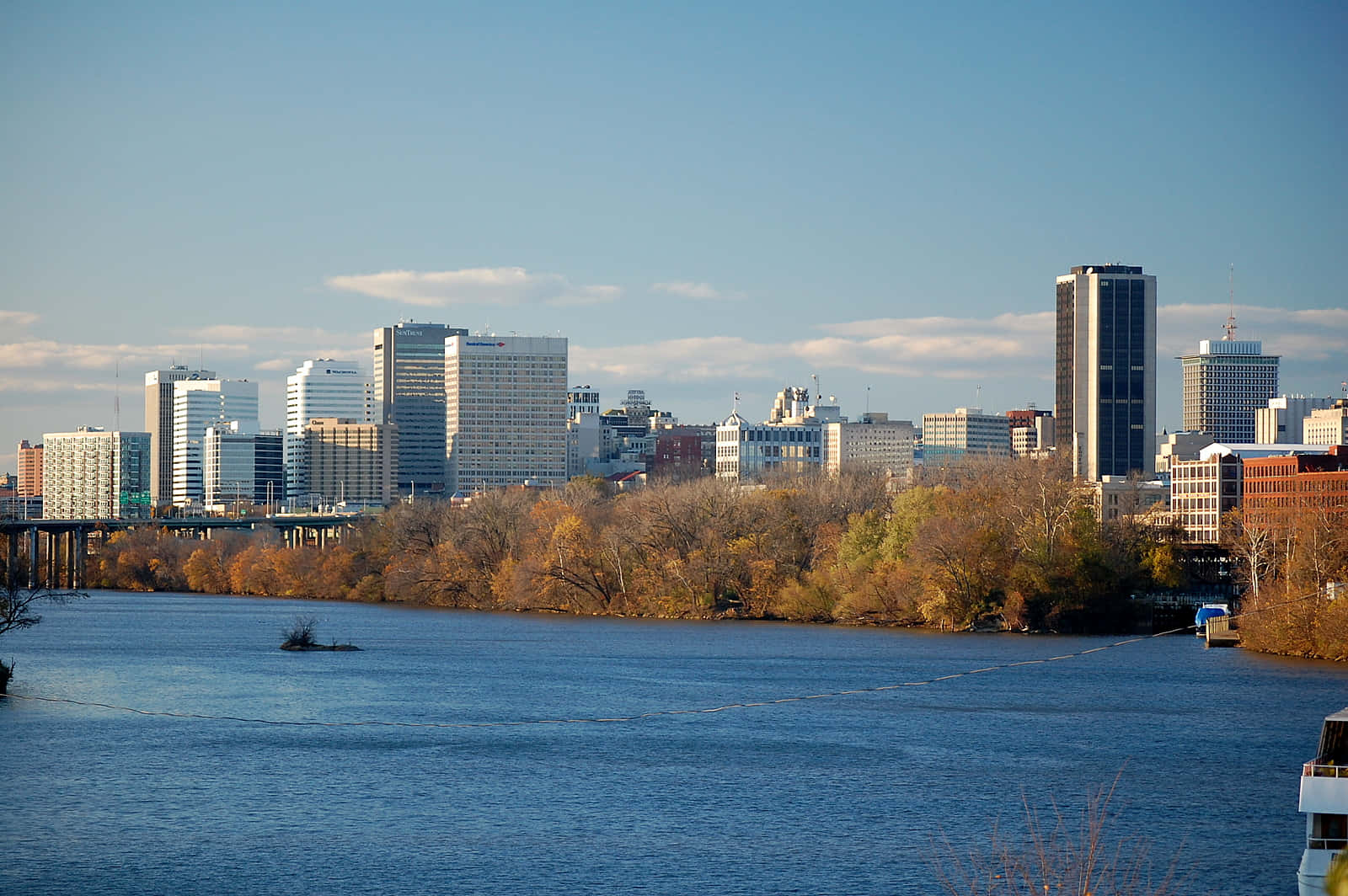 Richmond Skyline Over River Wallpaper