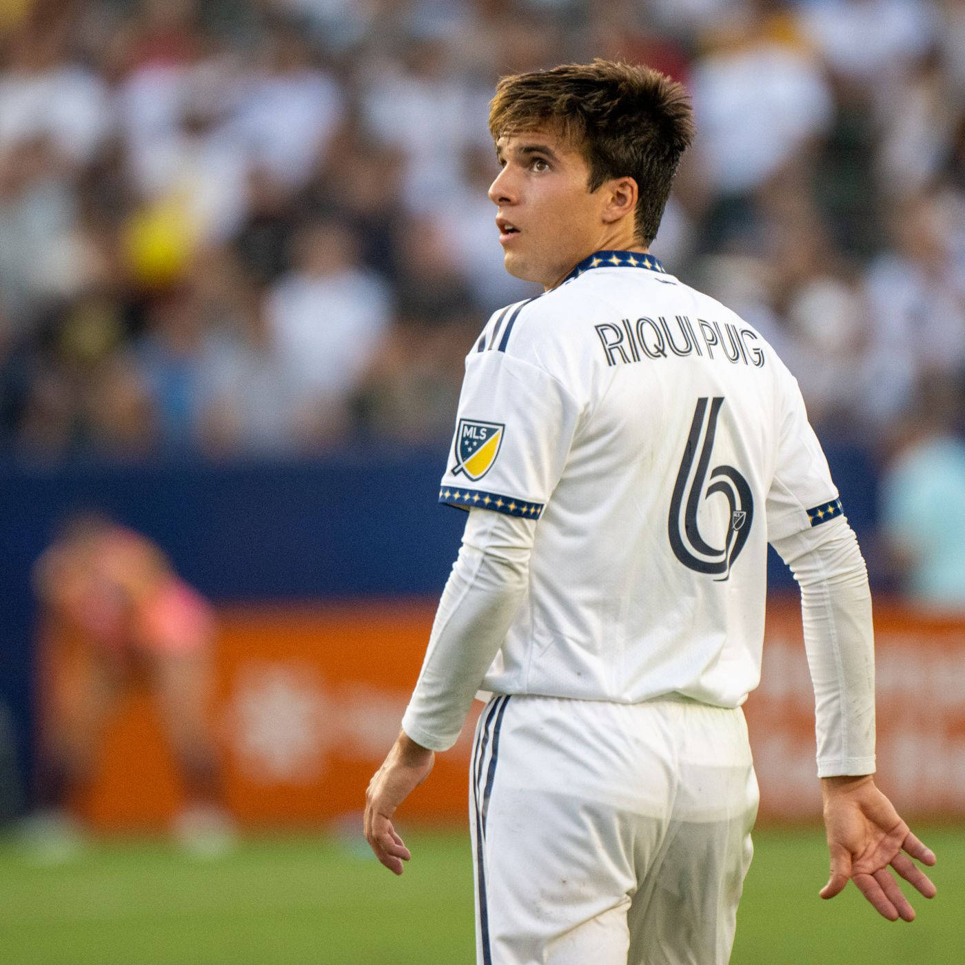 Riqui Puig Back Side View La Galaxy Vs. Sporting Kc Wallpaper