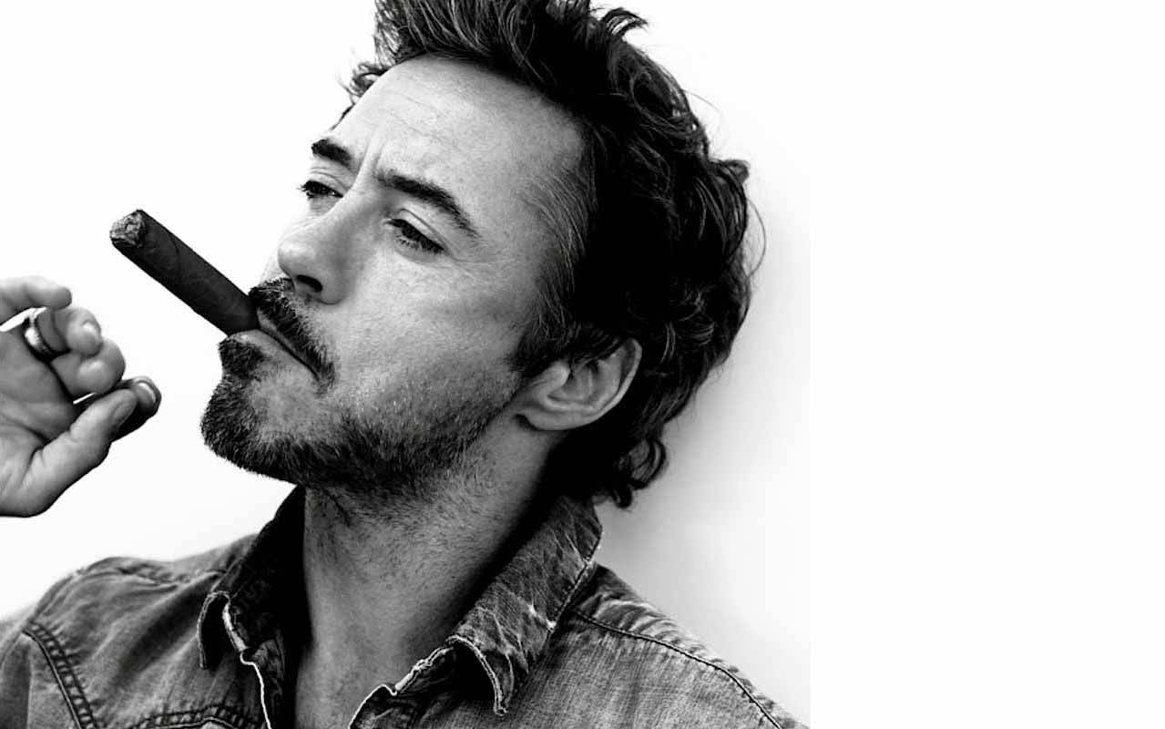 Robert Downey Jr. Cigar Wallpaper