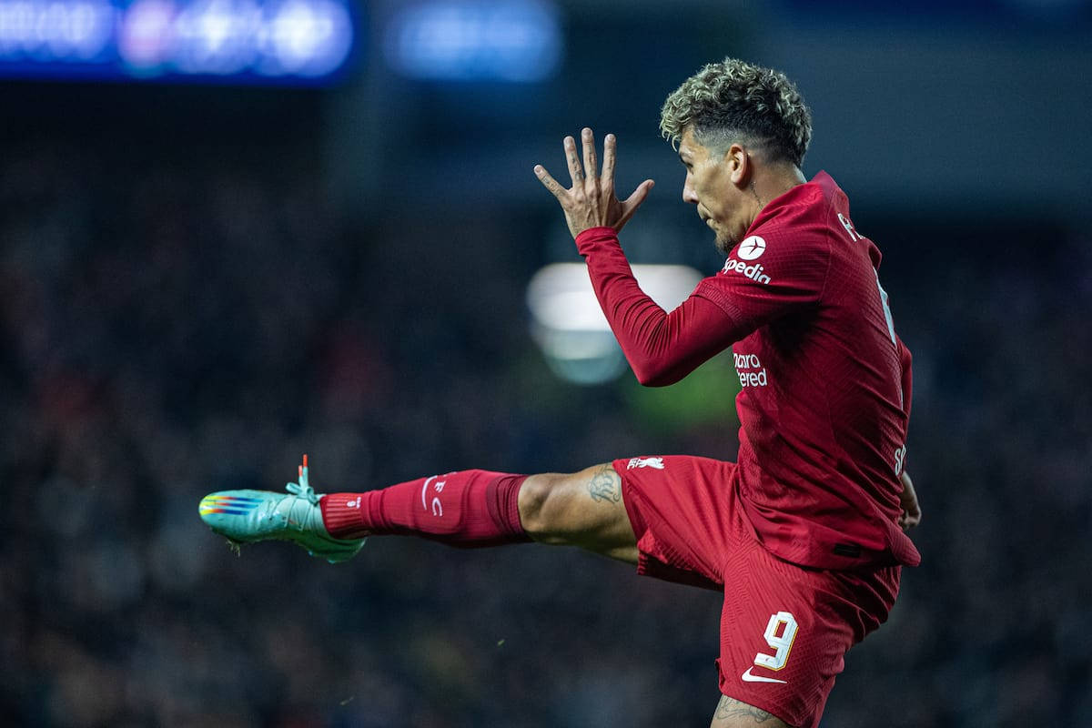 Roberto Firmino Strong Kick Wallpaper