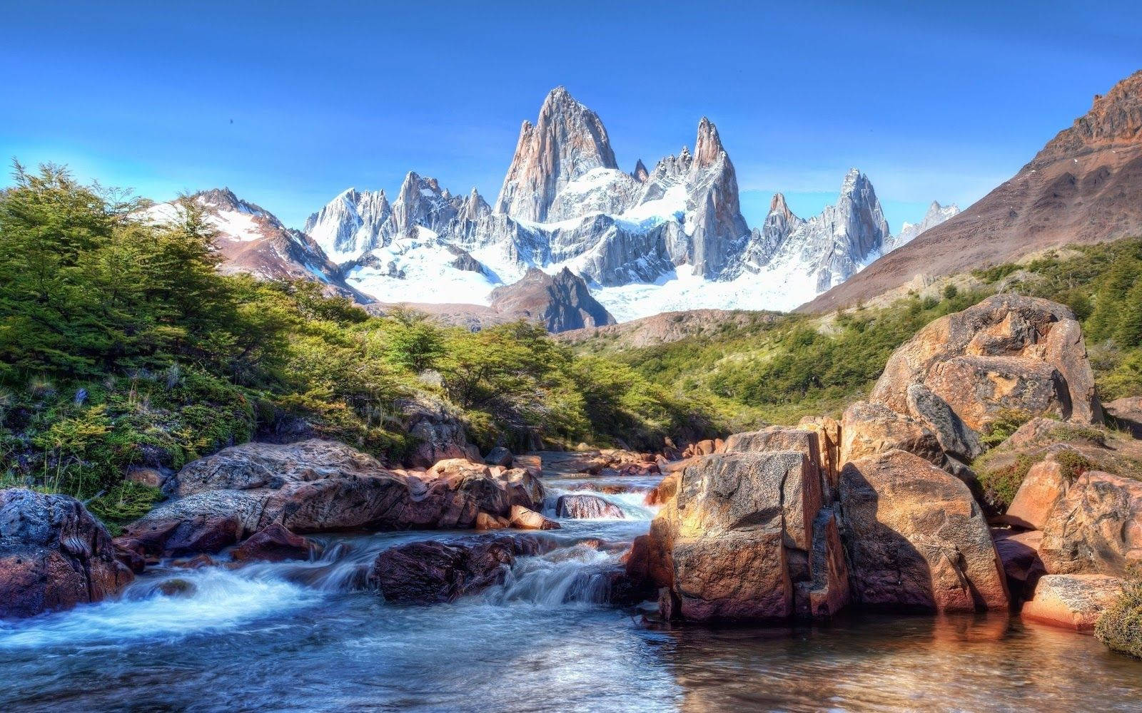 Rocky Mountain National Park And Lake Wallpaper