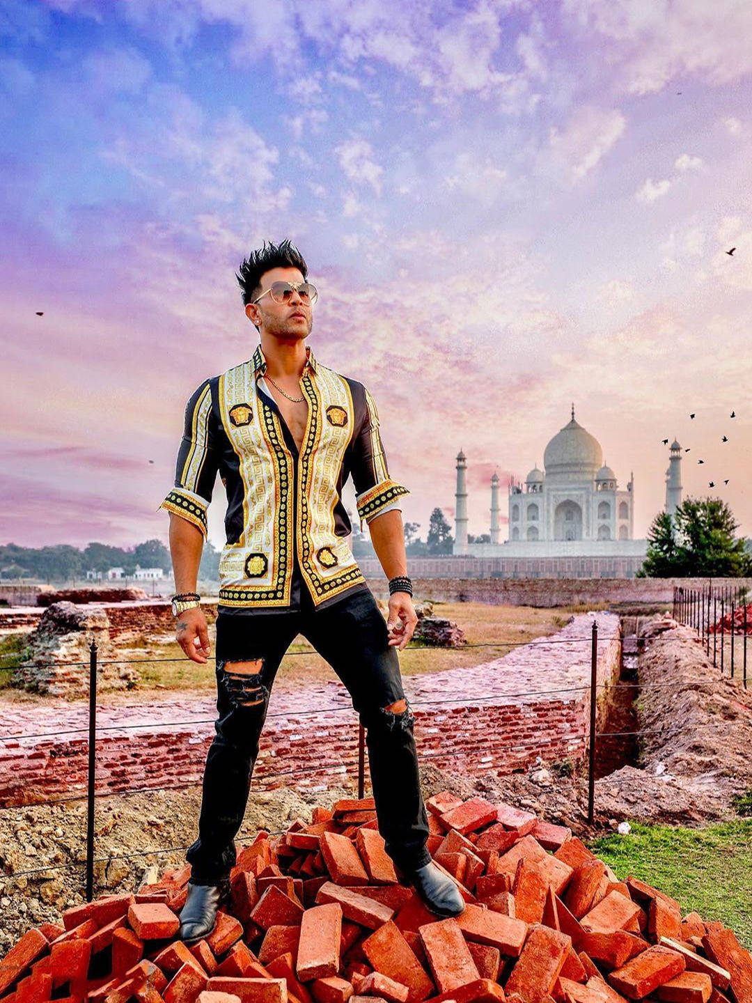 Sahil Khan In Agra India Wallpaper