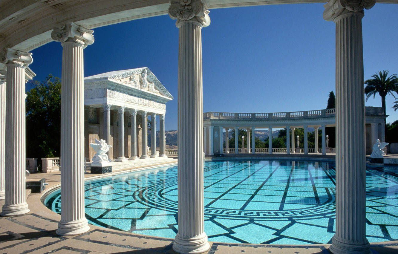 San Simeon Poolside Wallpaper