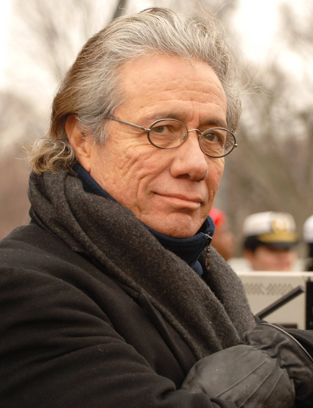 Scarf Edward James Olmos Wallpaper