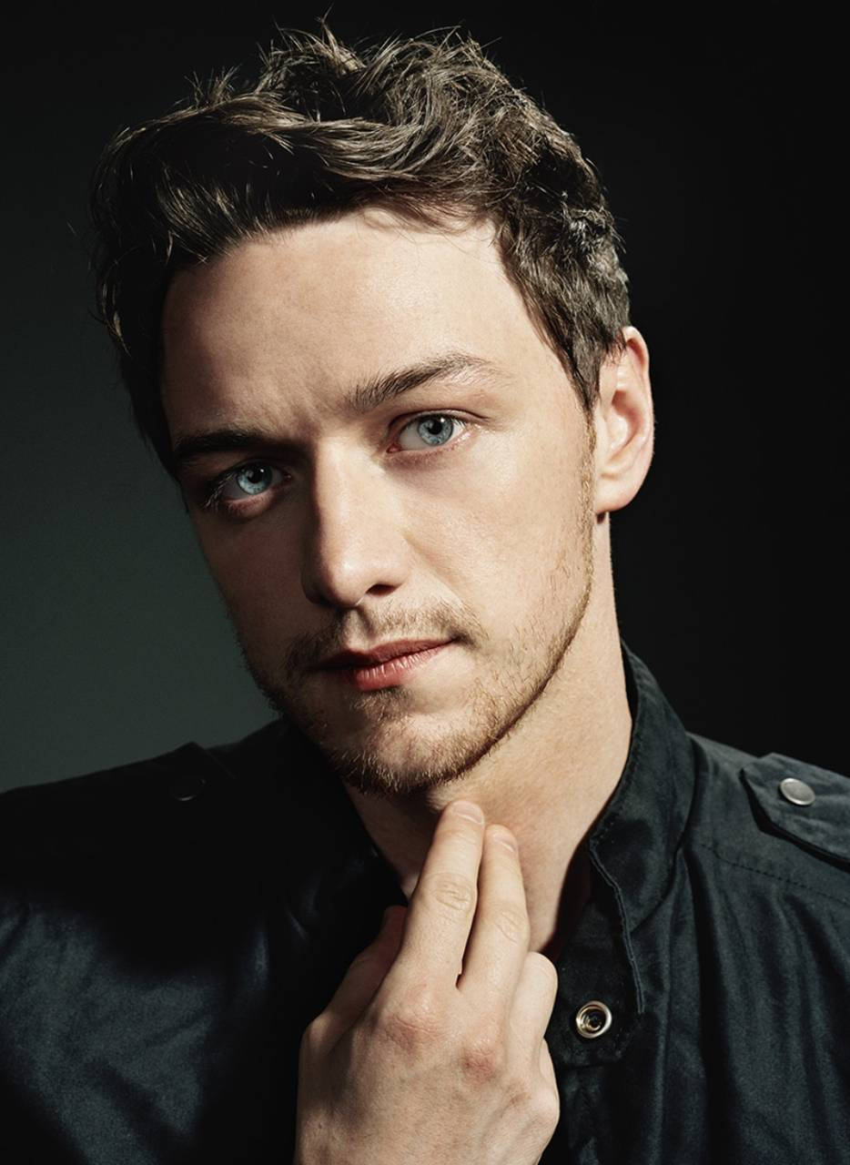 Scottish Actor James Mcavoy Portrait Shot Wallpaper