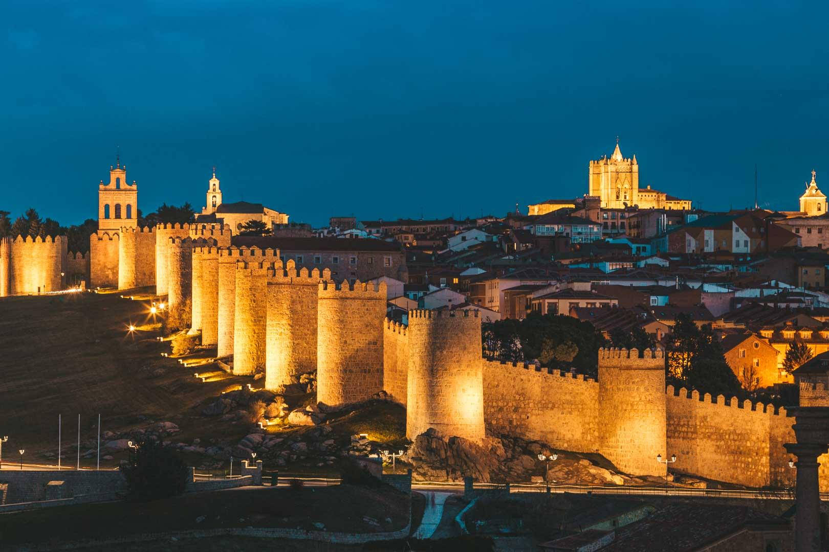 Serene Sunset At Madrid Cityscape Wallpaper