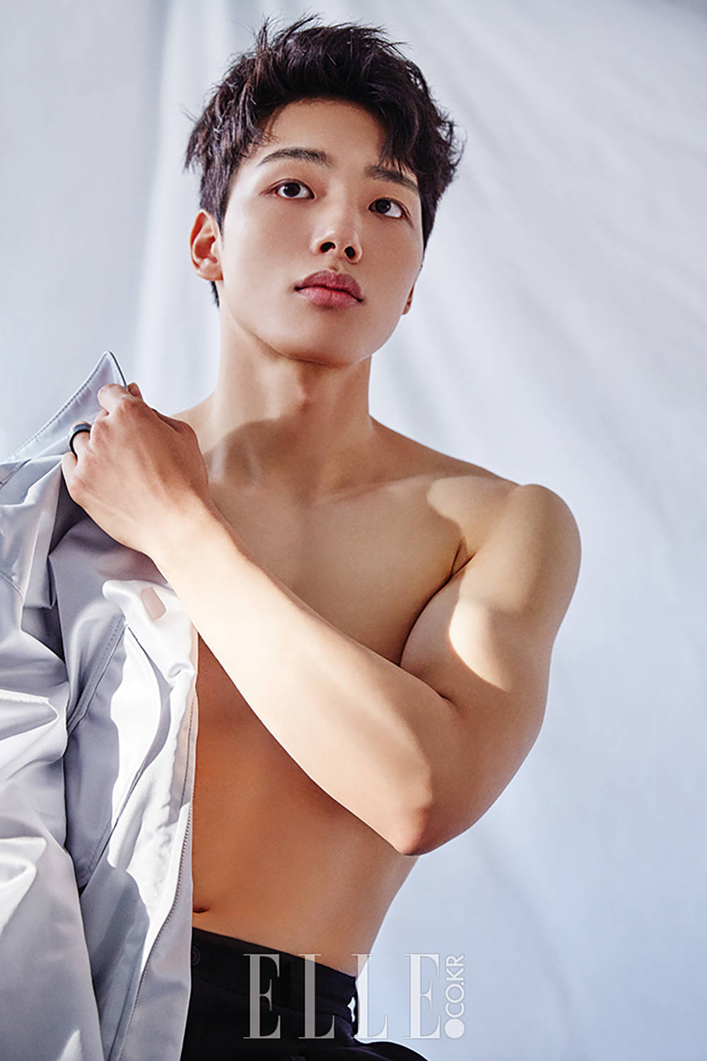 Shirtless Yeo Jin Goo Wallpaper