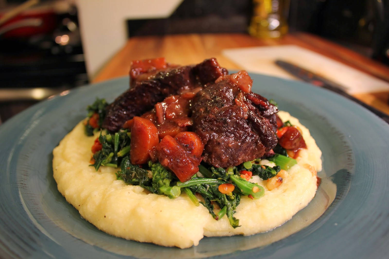 Short Ribs With Creamy Polenta Wallpaper