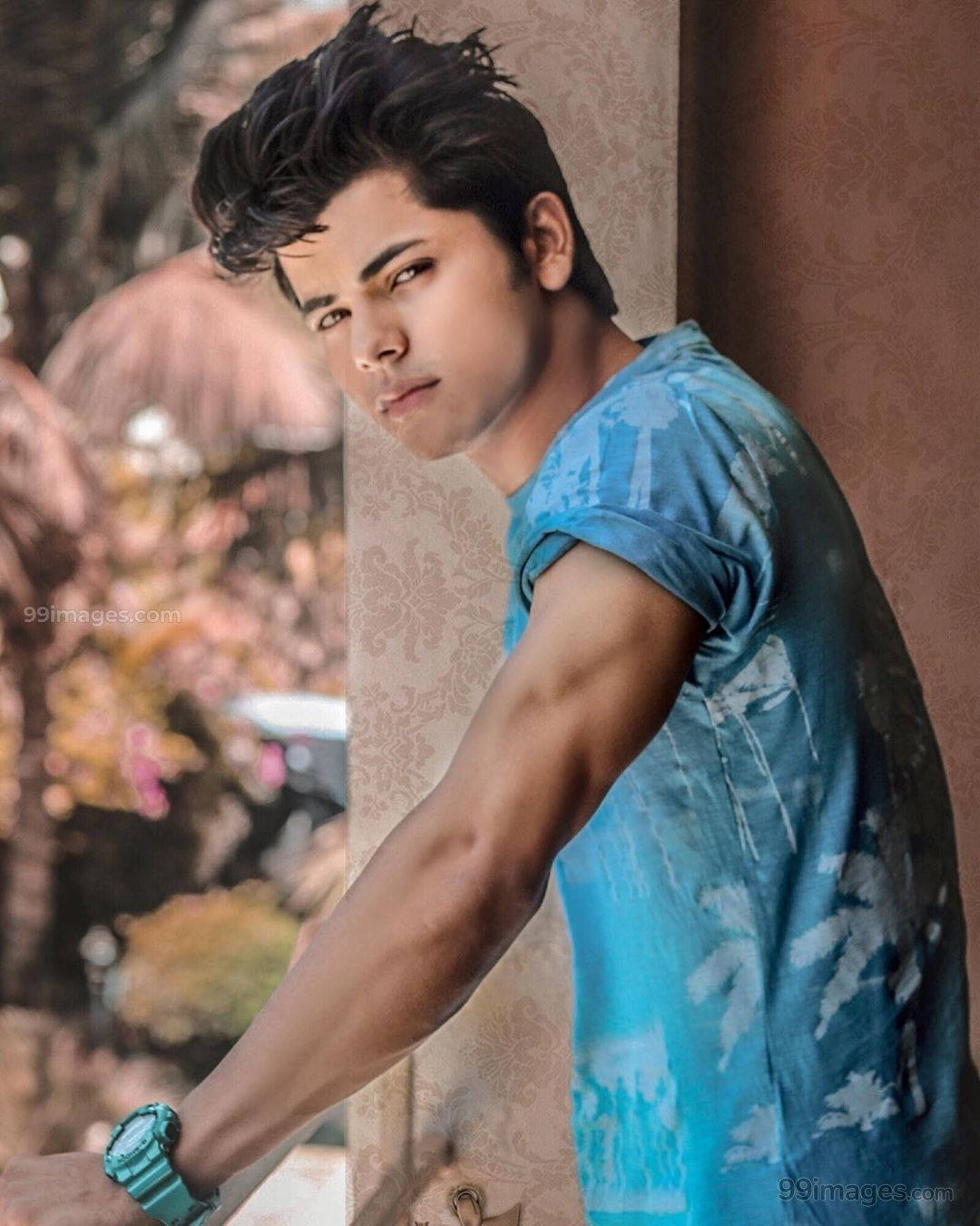 Siddharth Nigam Blue Shirt Wallpaper