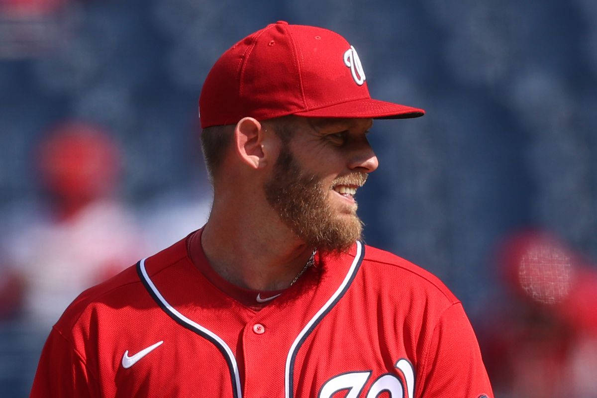 Side Photo Of Baseballer Stephen Strasburg Wallpaper