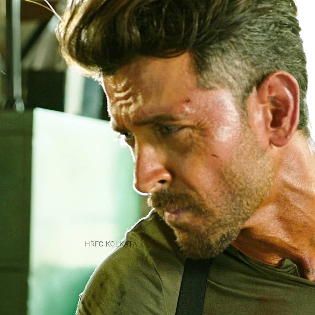 Side Profile Of Hrithik Roshan War Wallpaper