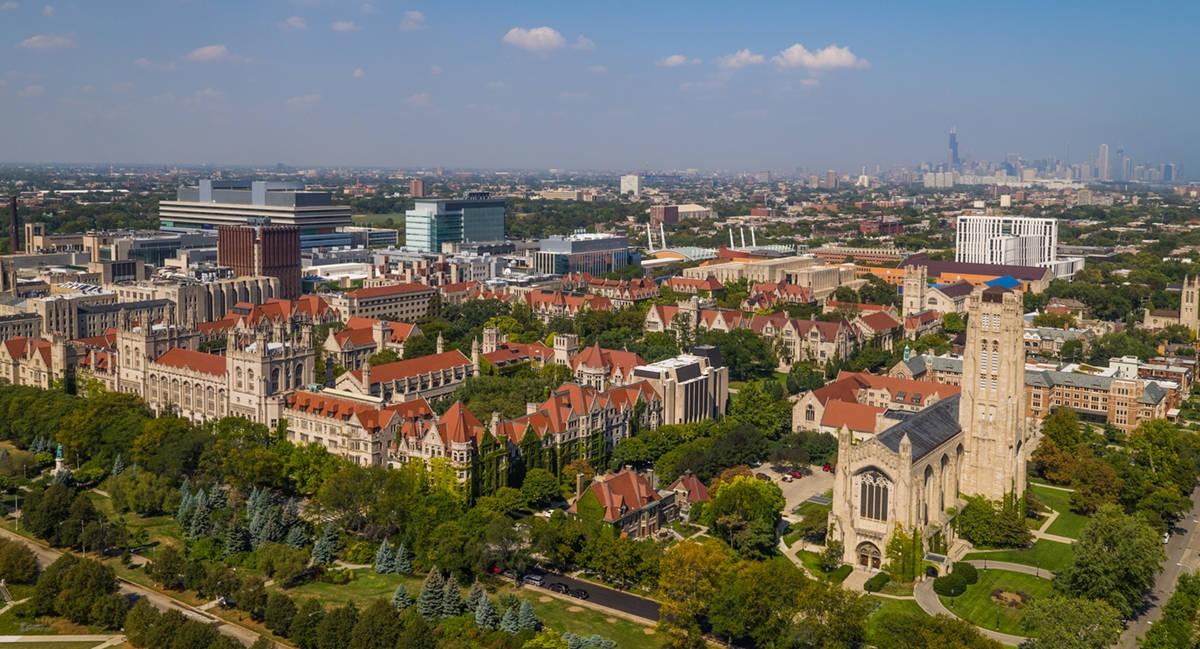 Side View Of The Iconic University Of Chicago Campus Wallpaper