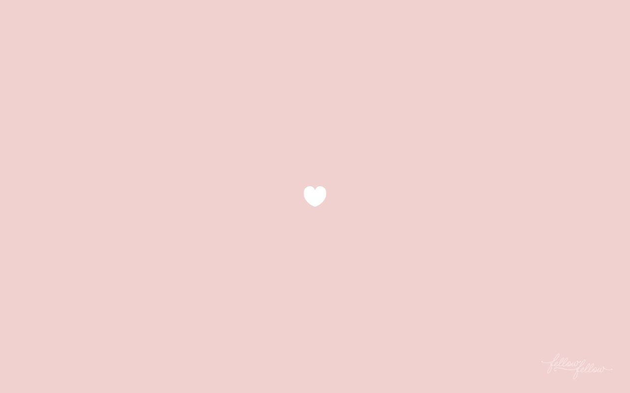 Simple Single Heart Wallpaper