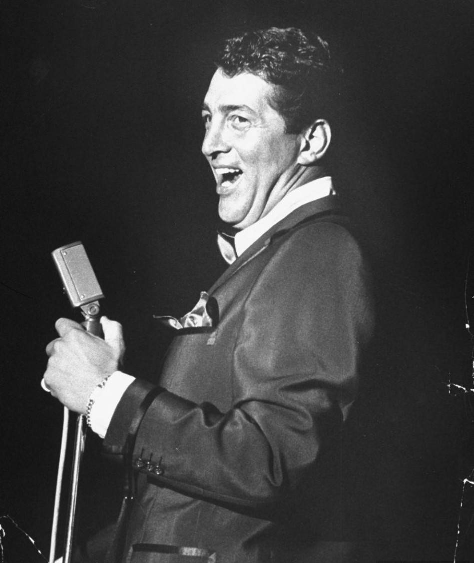 Singing American Singer Dean Martin Side View Shot Wallpaper