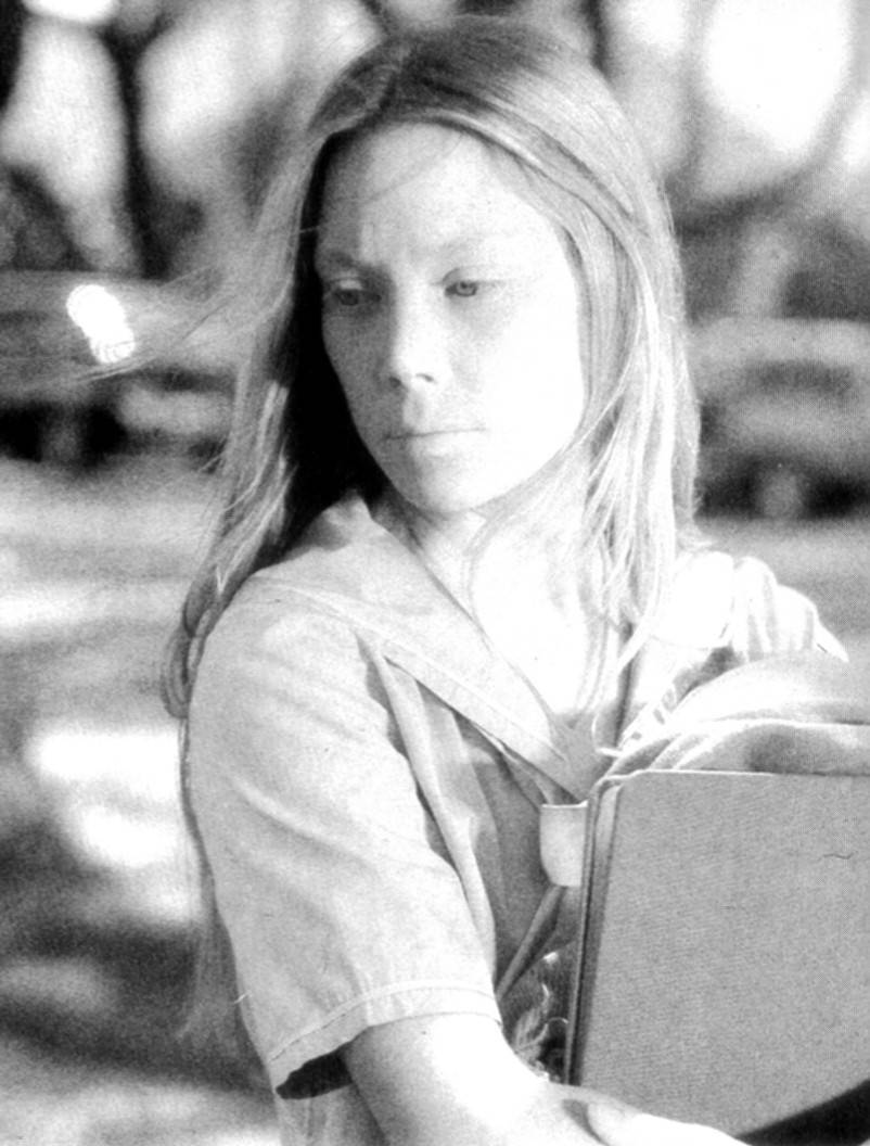 Sissy Spacek As Carrie 1976 Movie Wallpaper