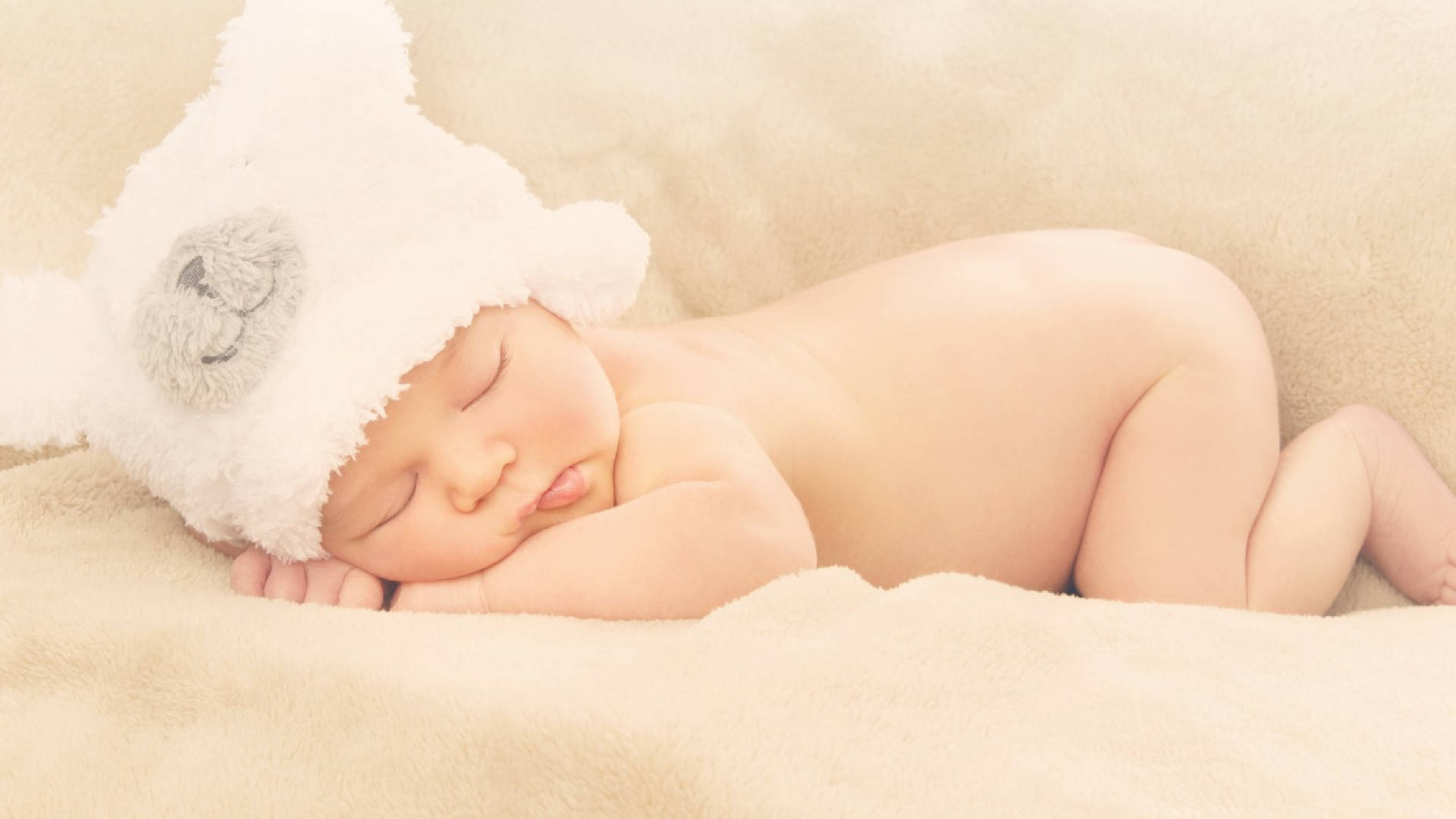 Sleeping Baby Love Wallpaper