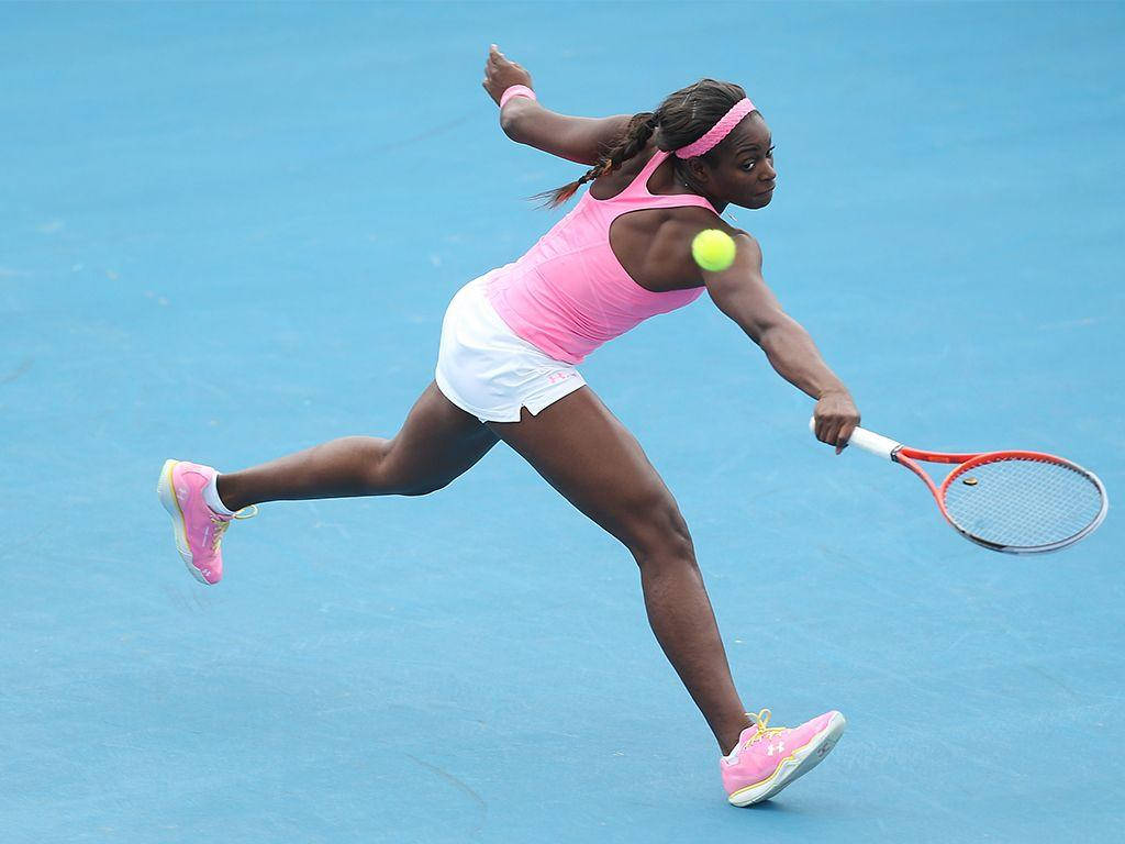 Sloane Stephens Chasing Tennis Ball Wallpaper