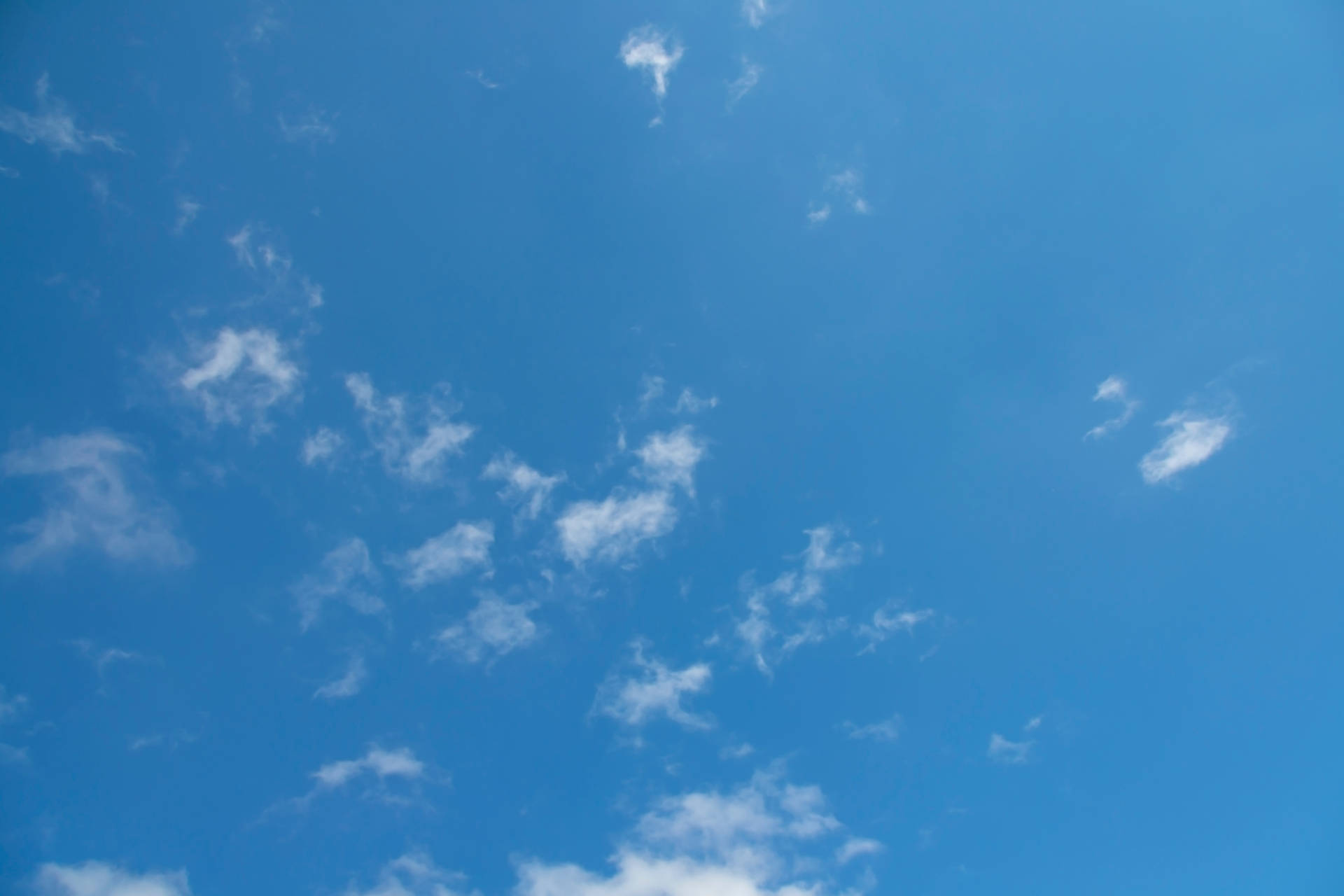 Small Cloudy Sky Backscene Small Cloudy Sky Backscene