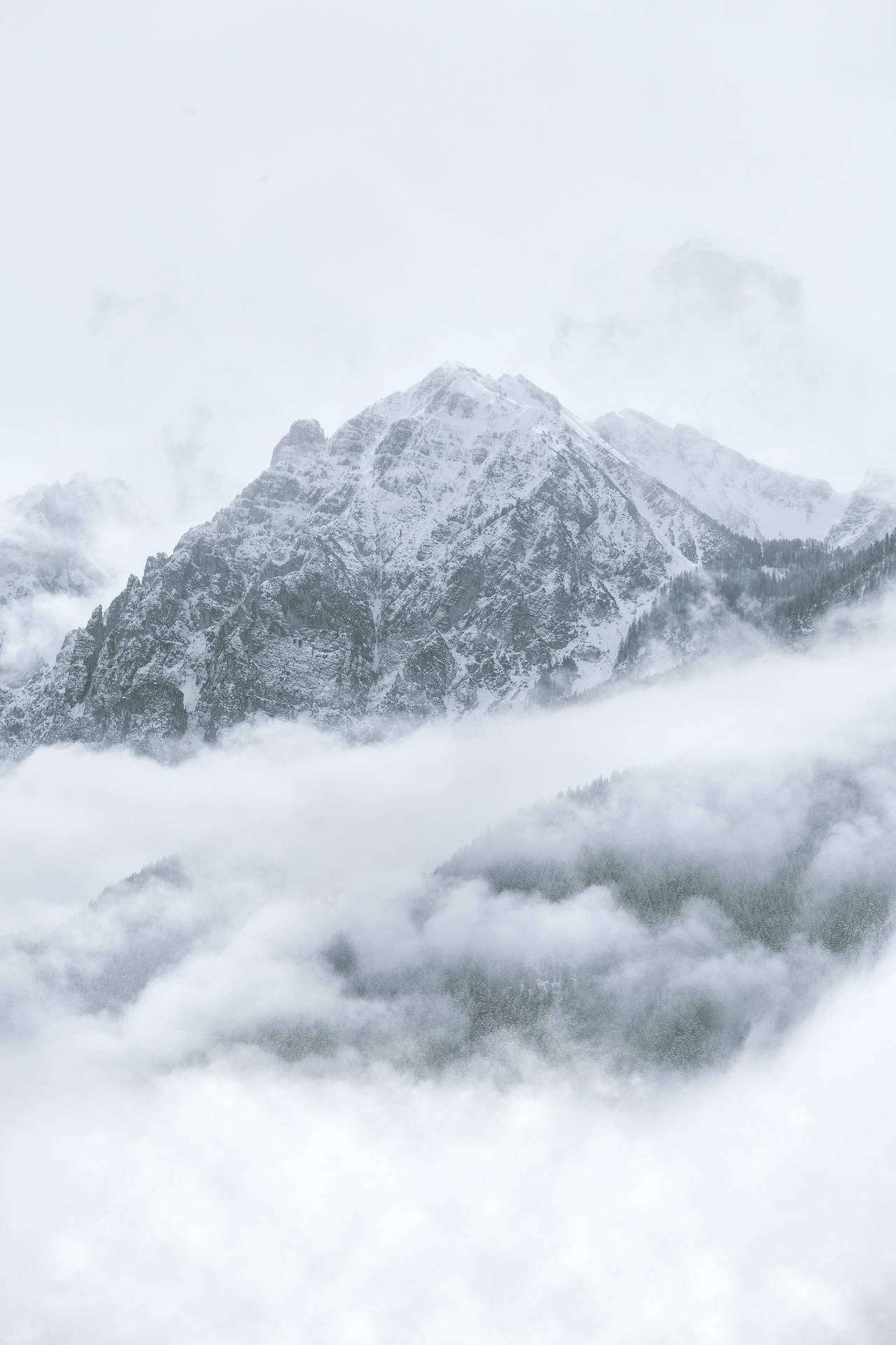 Snowstorm Mountain During Cool Winter Wallpaper