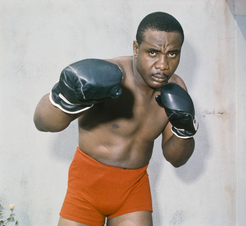 Sonny Liston Orange Boxers Wallpaper