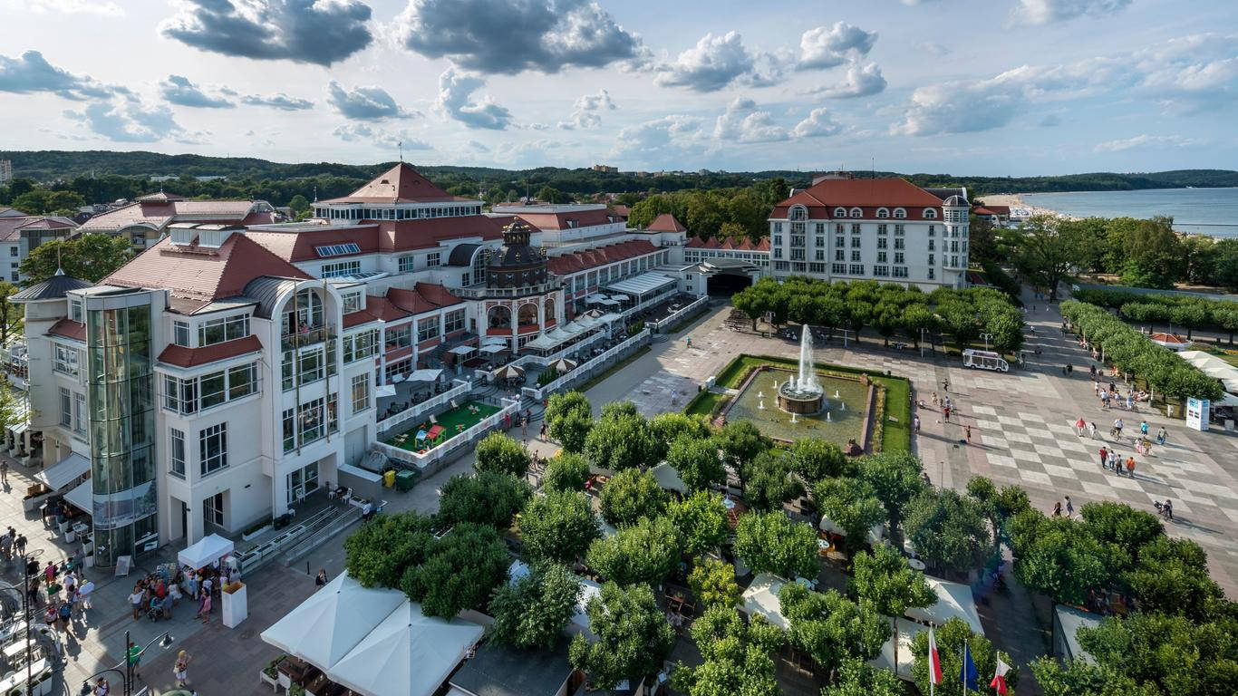 Sopot Poland Near The Crooked House Wallpaper