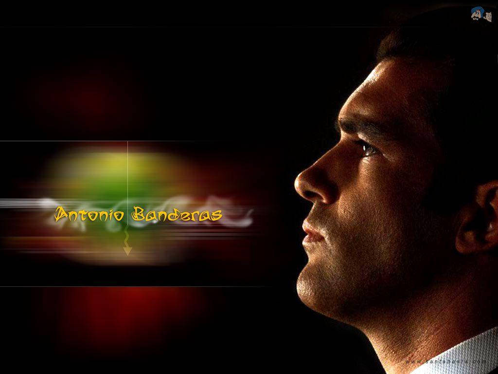 Spanish Actor Antonio Banderas Poster Wallpaper