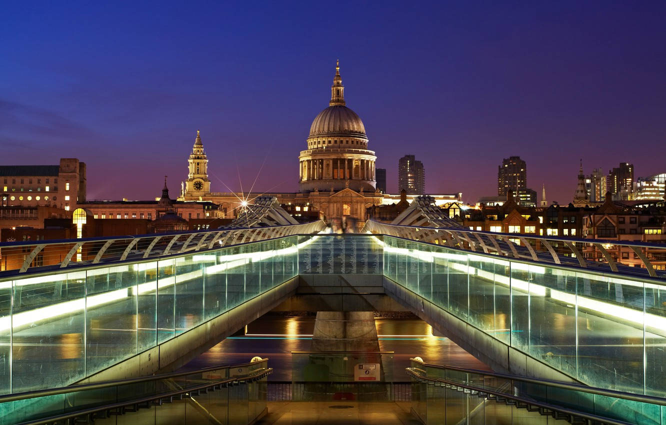 St Paul Violet Night Millennium Bridge Wallpaper