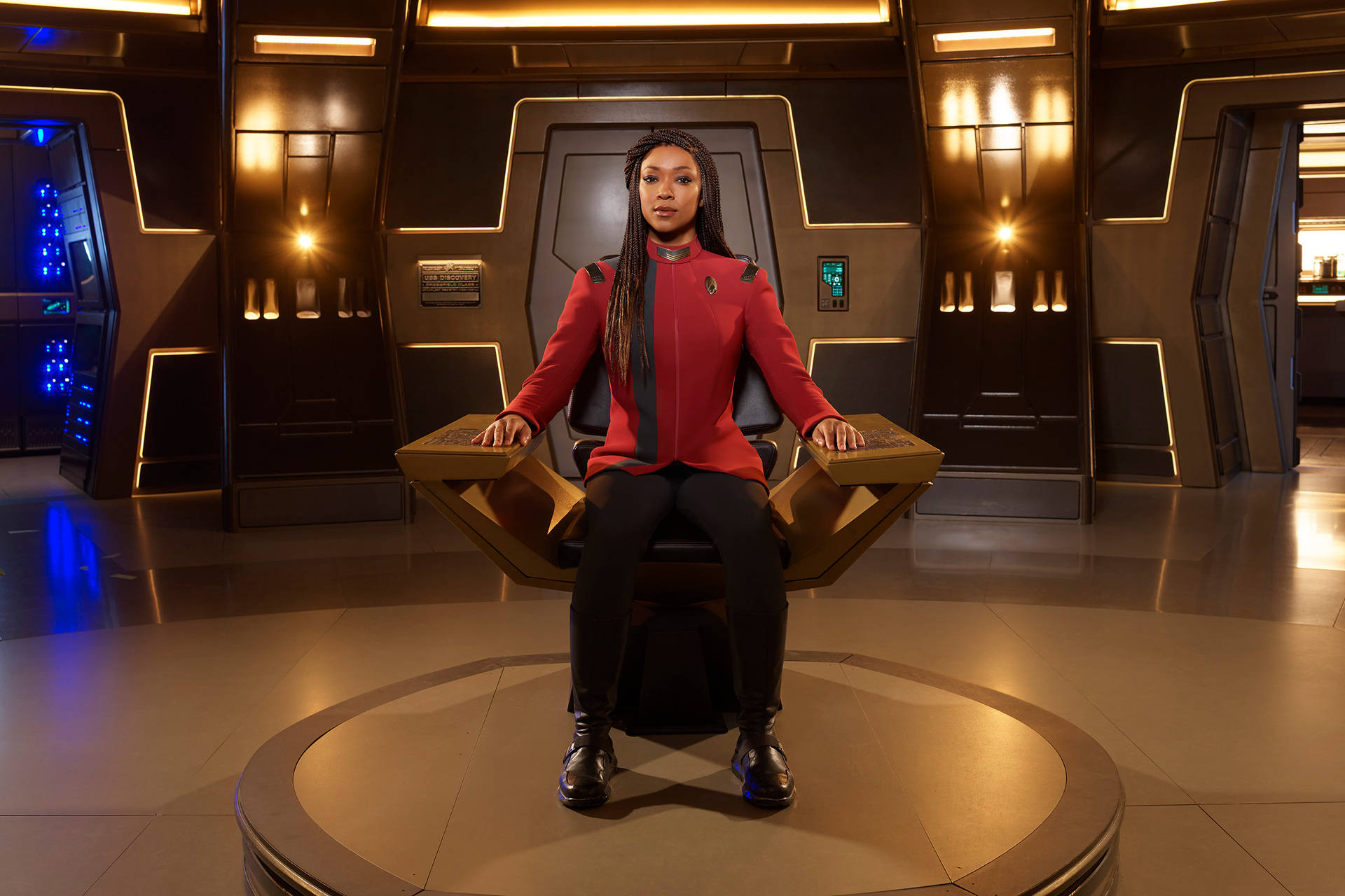 Star Trek Discovery Captain Burnham Wallpaper