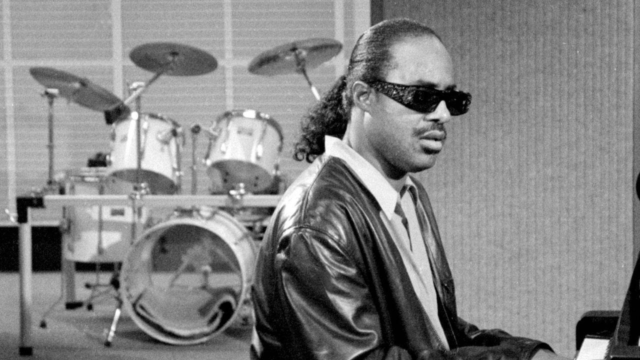 Stevie Wonder In Music Studio Wallpaper