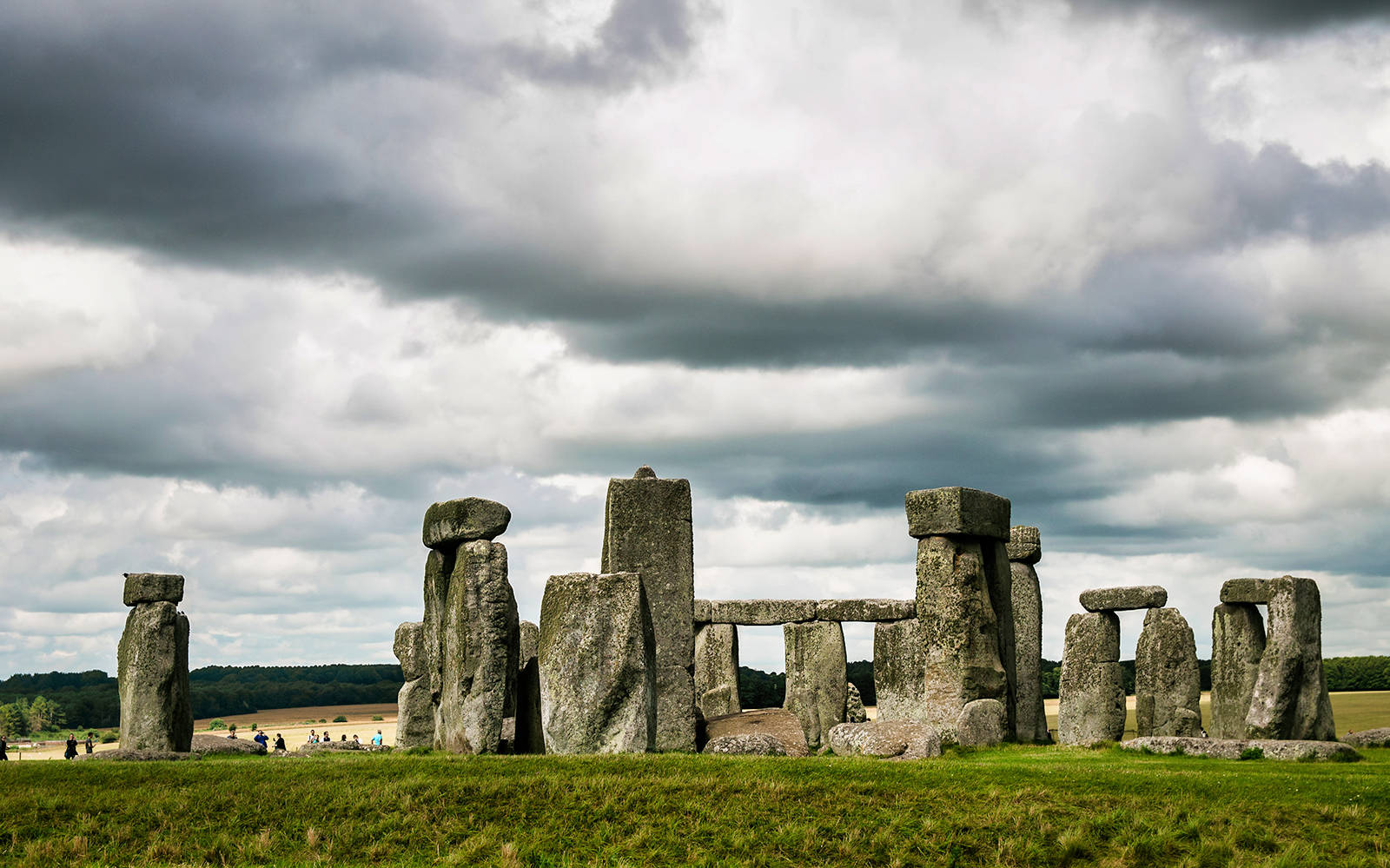 Stonehenge Monument With A View Of Windsor Castle Wallpaper