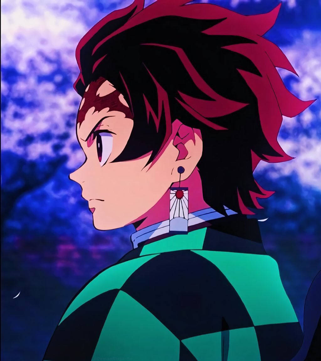 Tanjiro Staring Demon Slayer Pfp Wallpaper