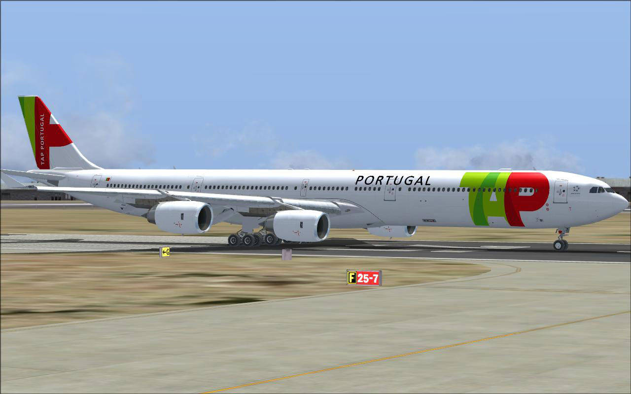 Tap Portugal F257 Plane Wallpaper