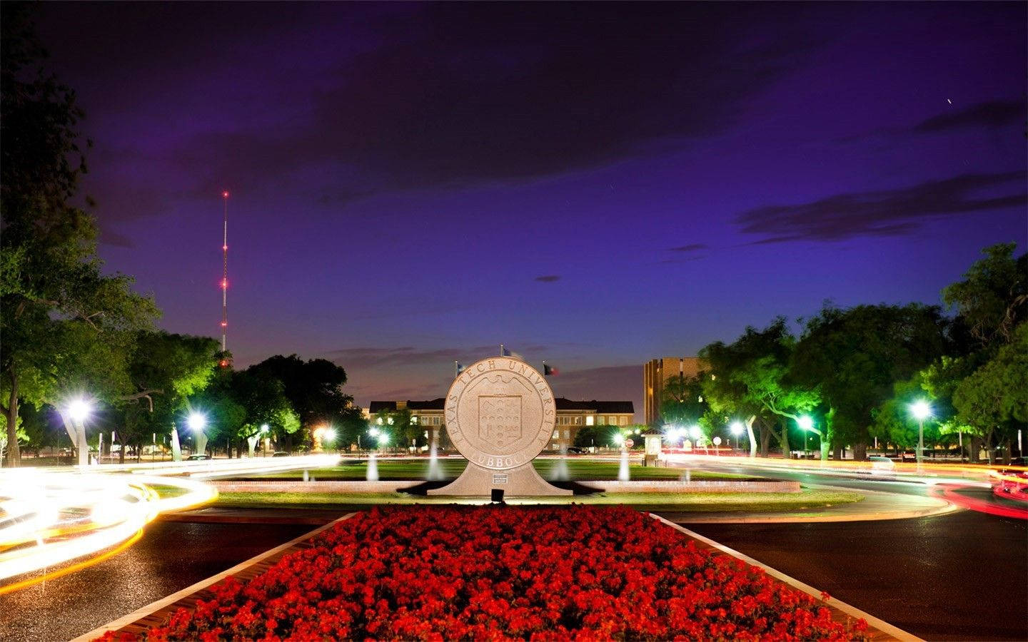 Texas Country Side Fountain Wallpaper